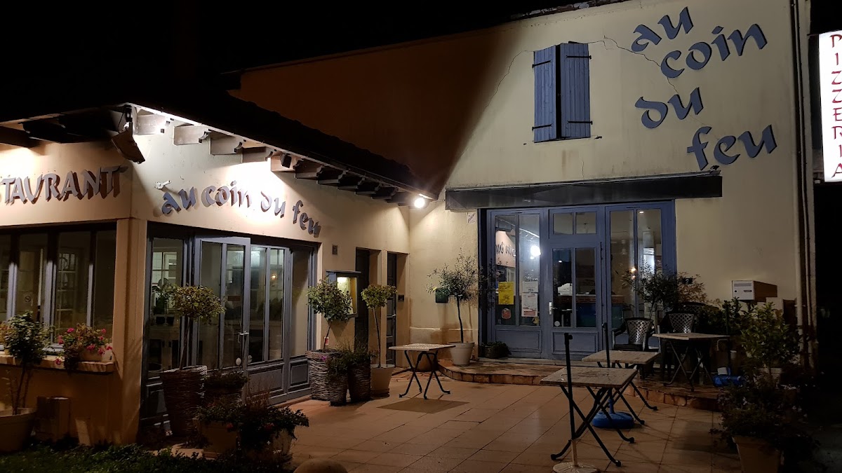 Au Coin Du Feu